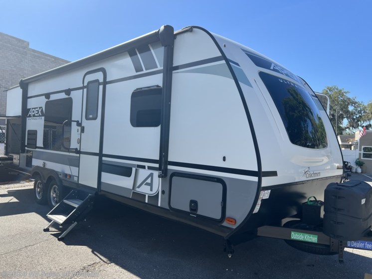 Used 2021 Coachmen Apex Ultra-Lite 251RBK available in Longwood, Florida