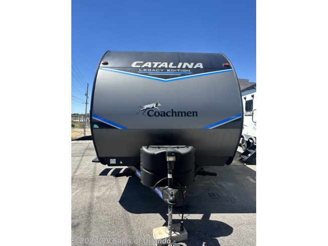 2022 Coachmen Catalina Legacy Edition 263BHSCK - Used Travel Trailer For Sale by RV Sales of Orlando in Longwood, Florida