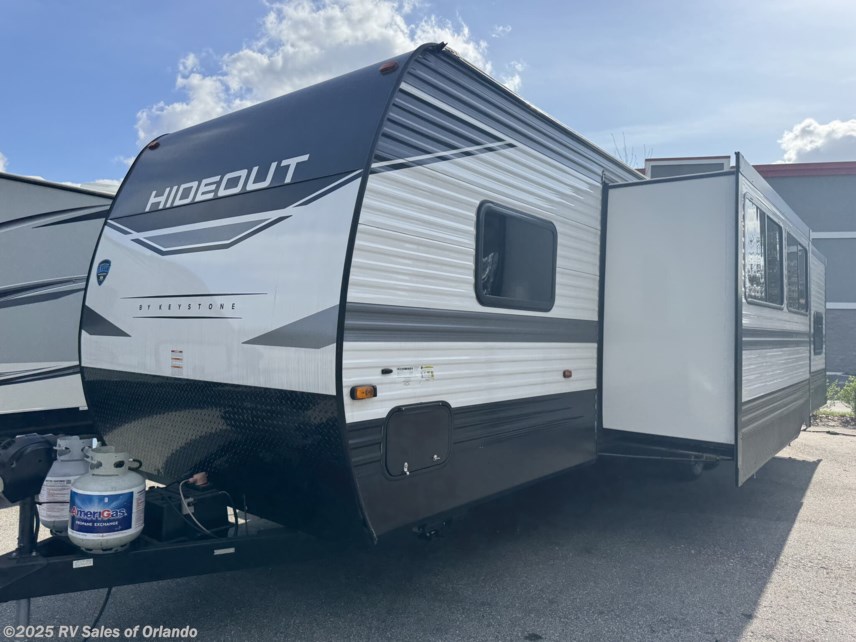 Used 2023 Keystone Hideout East 31BRD available in Longwood, Florida
