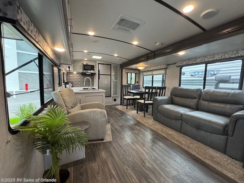 Used 2020 Keystone Premier 29RKPR available in Longwood, Florida