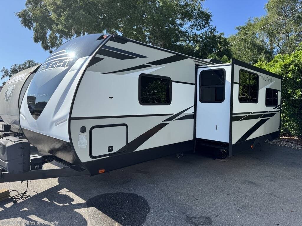2021 Cruiser RV Twilight Signature Series TWS2620