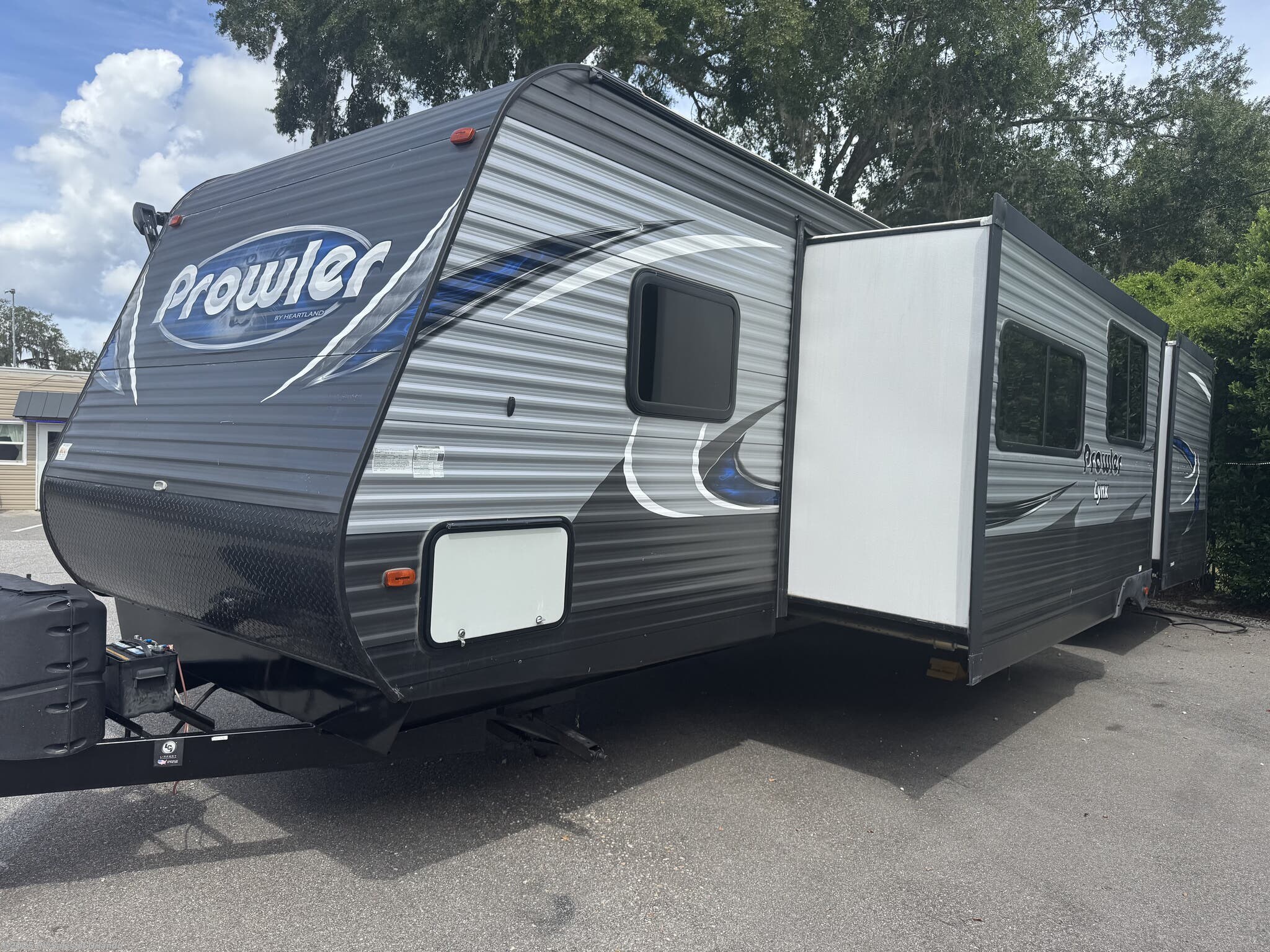 2019 Heartland Prowler Lynx 32 LX