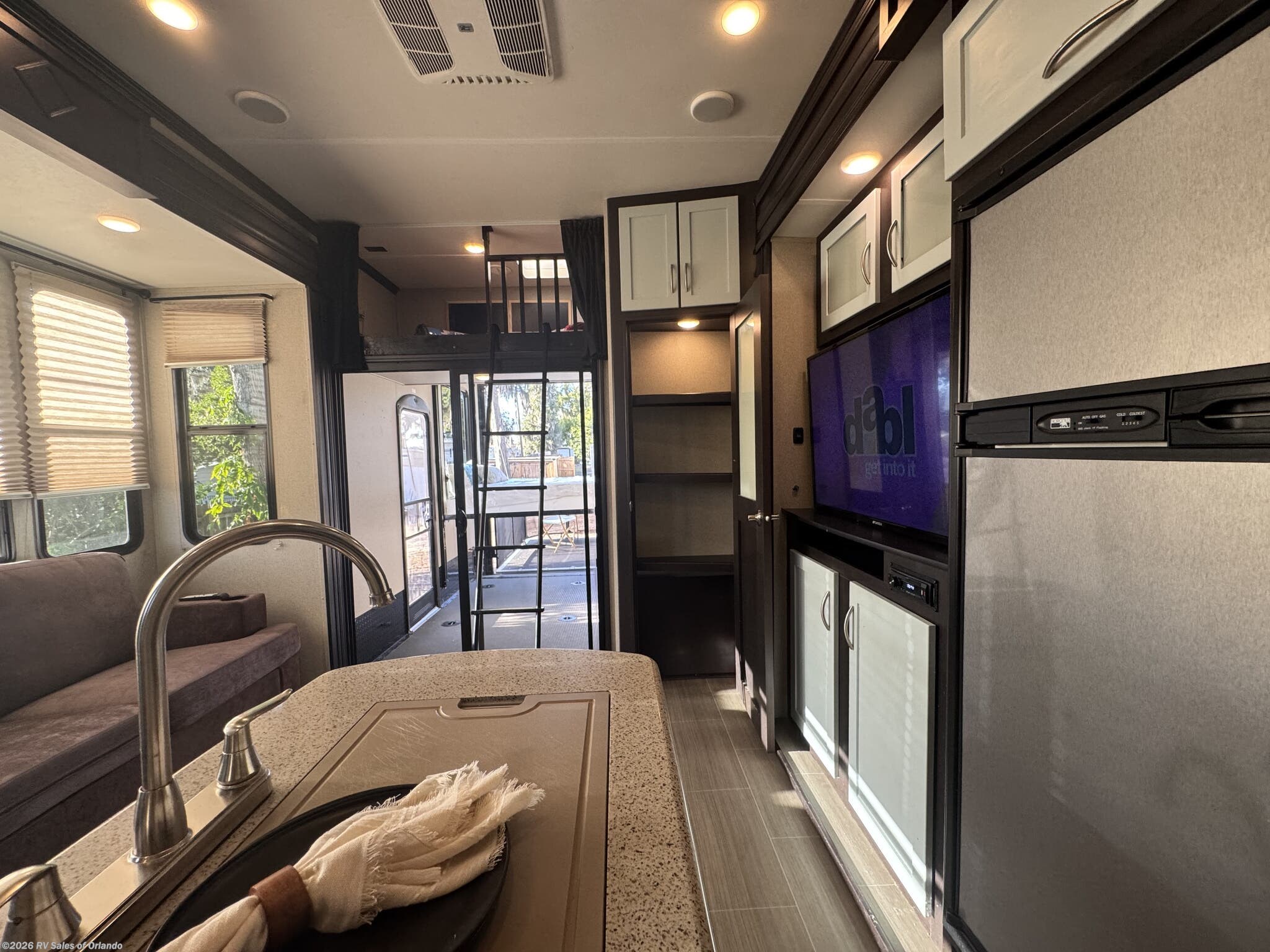 2018 Keystone Carbon 364 - Used Toy Hauler For Sale by RV Sales of Orlando in Longwood, Florida