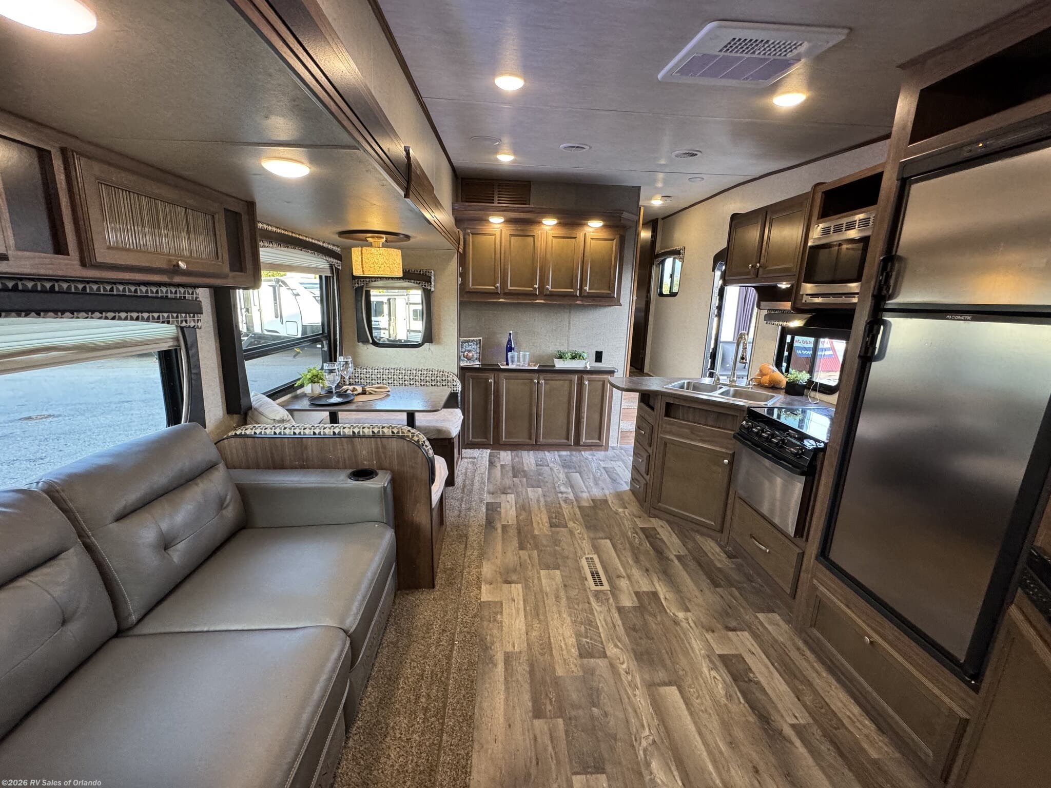 2018 Heartland Pioneer 276 - Used Fifth Wheel for sale by RV Sales of Orlando in Longwood, Florida