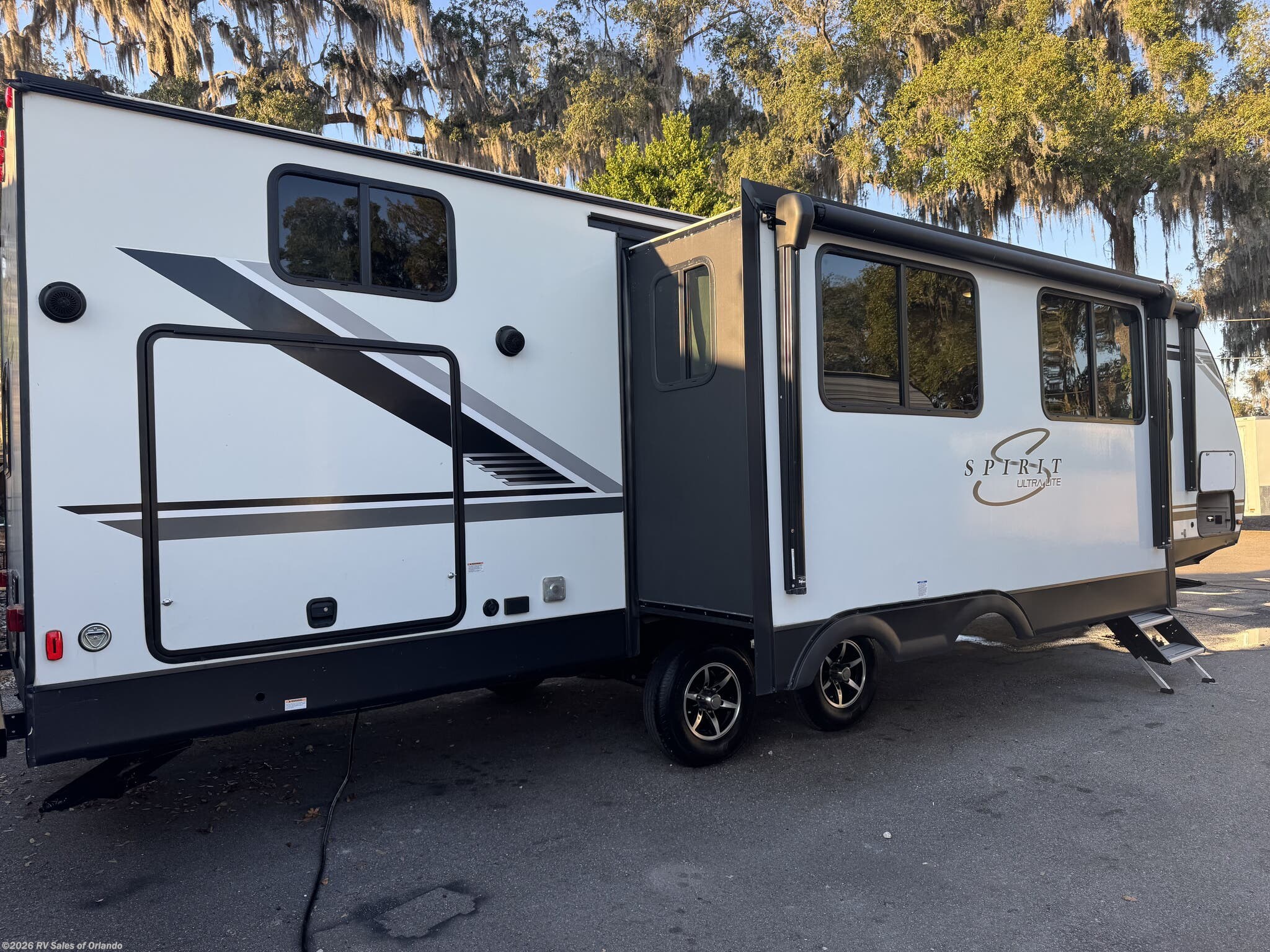 2021 Coachmen Spirit Ultra Lite 3379BH