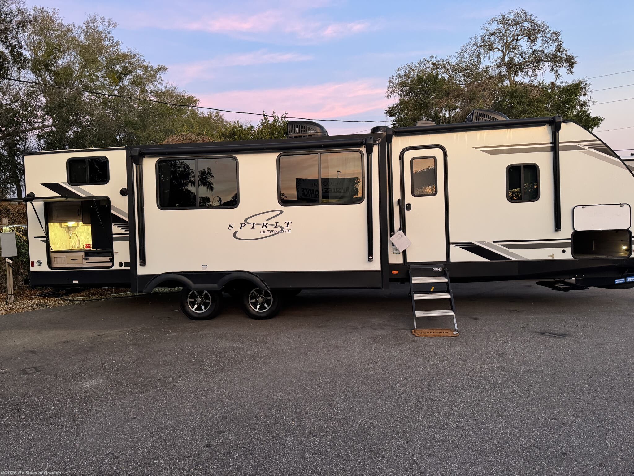 2021 Coachmen Spirit Ultra Lite 3379BH
