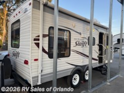 2014 Jayco Jay Flight Swift 198RD - Used Travel Trailer for sale by RV Sales of Orlando in Longwood, Florida