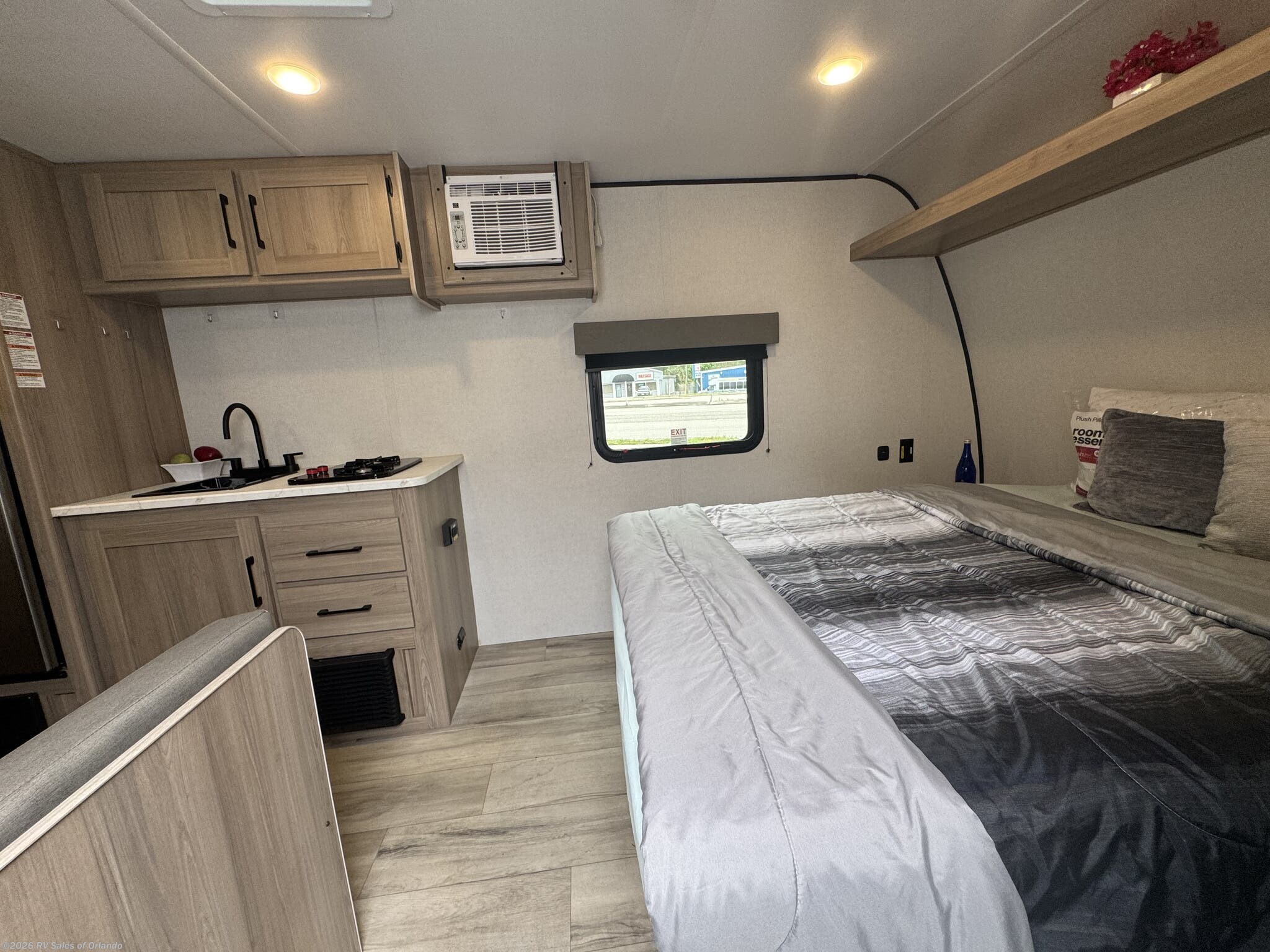 2025 Keystone Coleman 17R