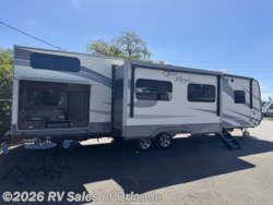 2018 Highland Ridge Open Range 328BHS - Used Travel Trailer for sale by RV Sales of Orlando in Longwood, Florida