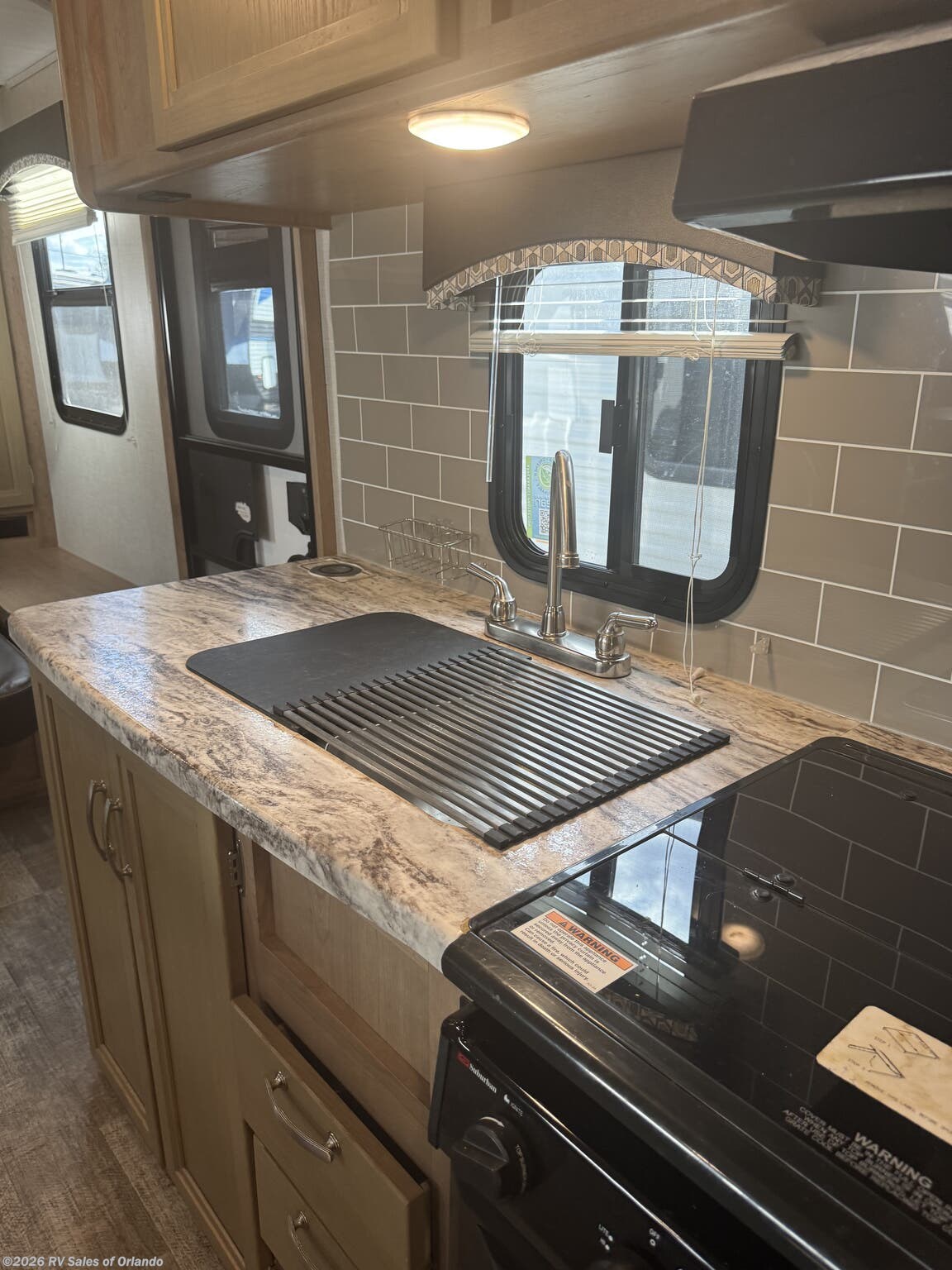 Used 2020 Winnebago Micro Minnie 2306BHS available in Longwood, Florida