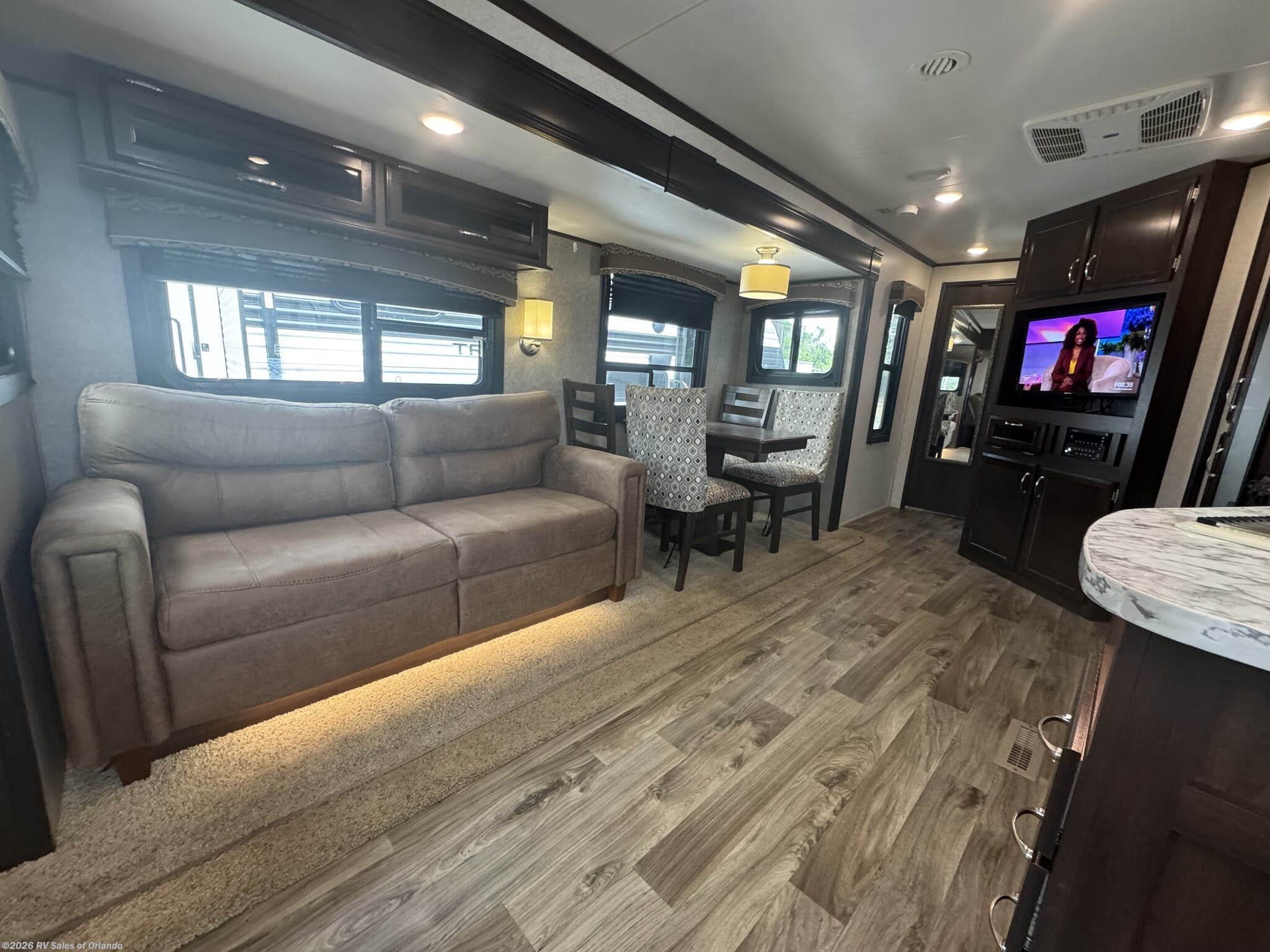 2018 Jayco Jay Flight 28RLS - Used Travel Trailer for sale by RV Sales of Orlando in Longwood, Florida