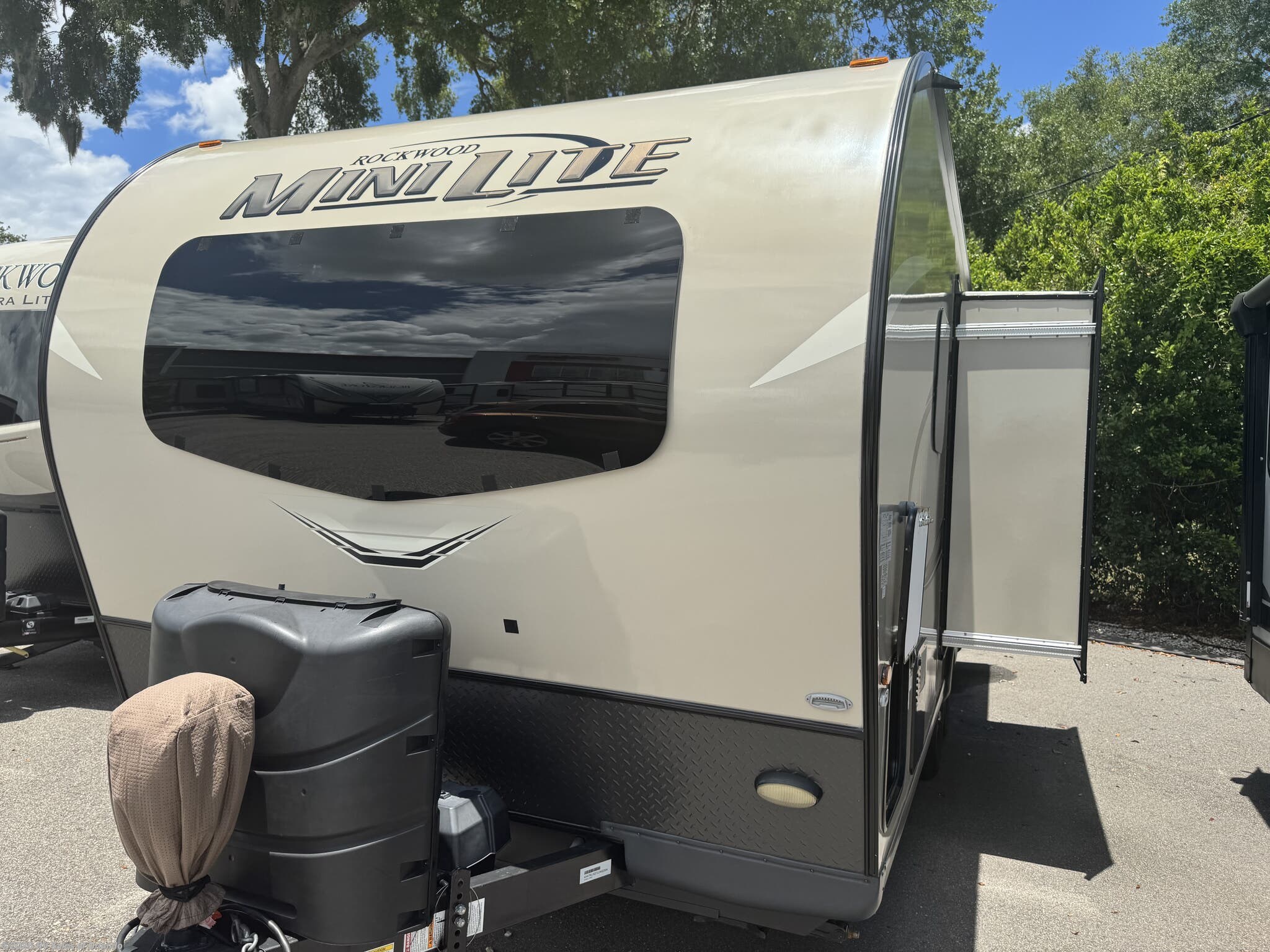 Used 2020 Forest River Rockwood Mini Lite 2109S available in Longwood, Florida
