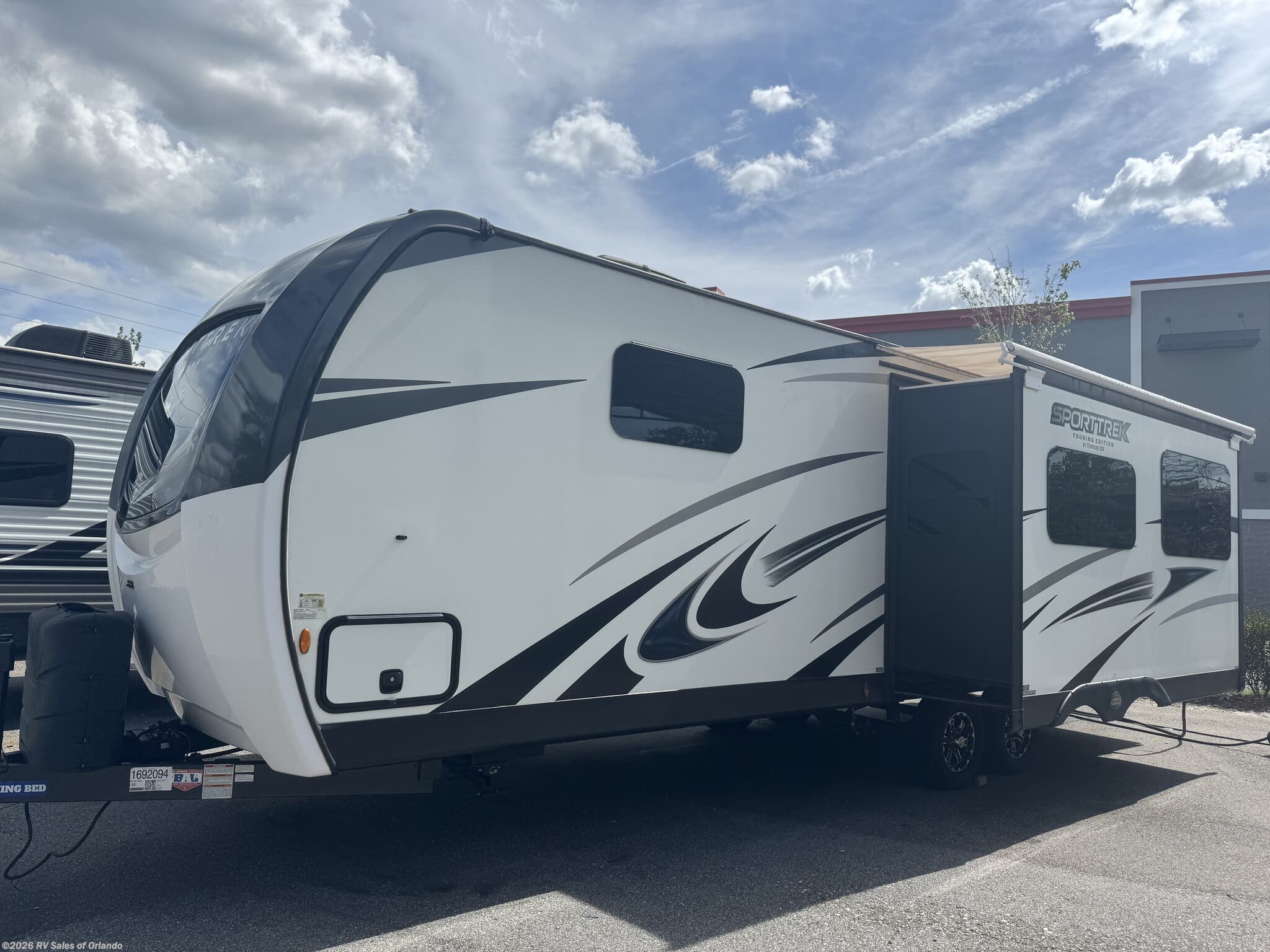2022 Venture Sporttrek Touring Edition 272VRK - Used Travel Trailer For Sale by RV Sales of Orlando in Longwood, Florida