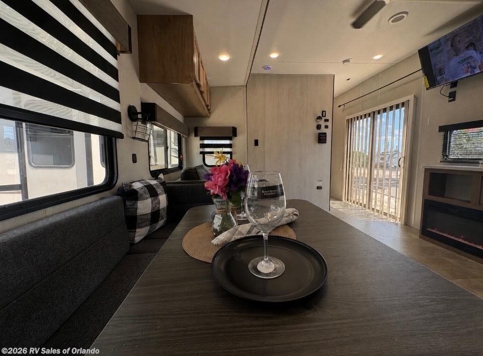 2024 Forest River Cherokee Timberwolf 39TN - Used Park Model for sale by RV Sales of Orlando in Longwood, Florida
