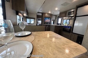 2020 Coachmen Apex 289TBSS