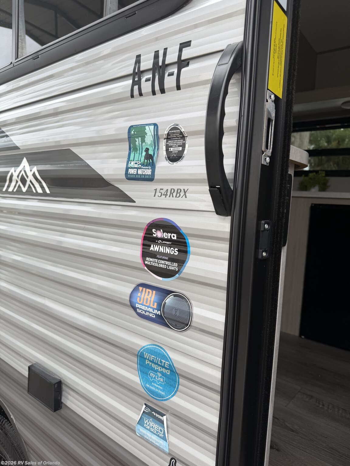 2024 Coachmen Catalina Summit 154RDX - Used Travel Trailer For Sale by RV Sales of Orlando in Longwood, Florida features Stove, Oven, Air Conditioning, Shower, Power Awning