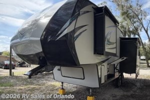 2018 Aerolite Astoria 2513RLF