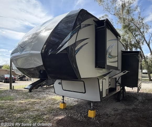2018 Aerolite Astoria 2513RLF
