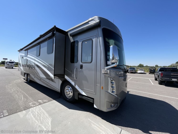 New 2023 Thor Motor Coach Venetian B42 available in Marriott-Slaterville, Utah
