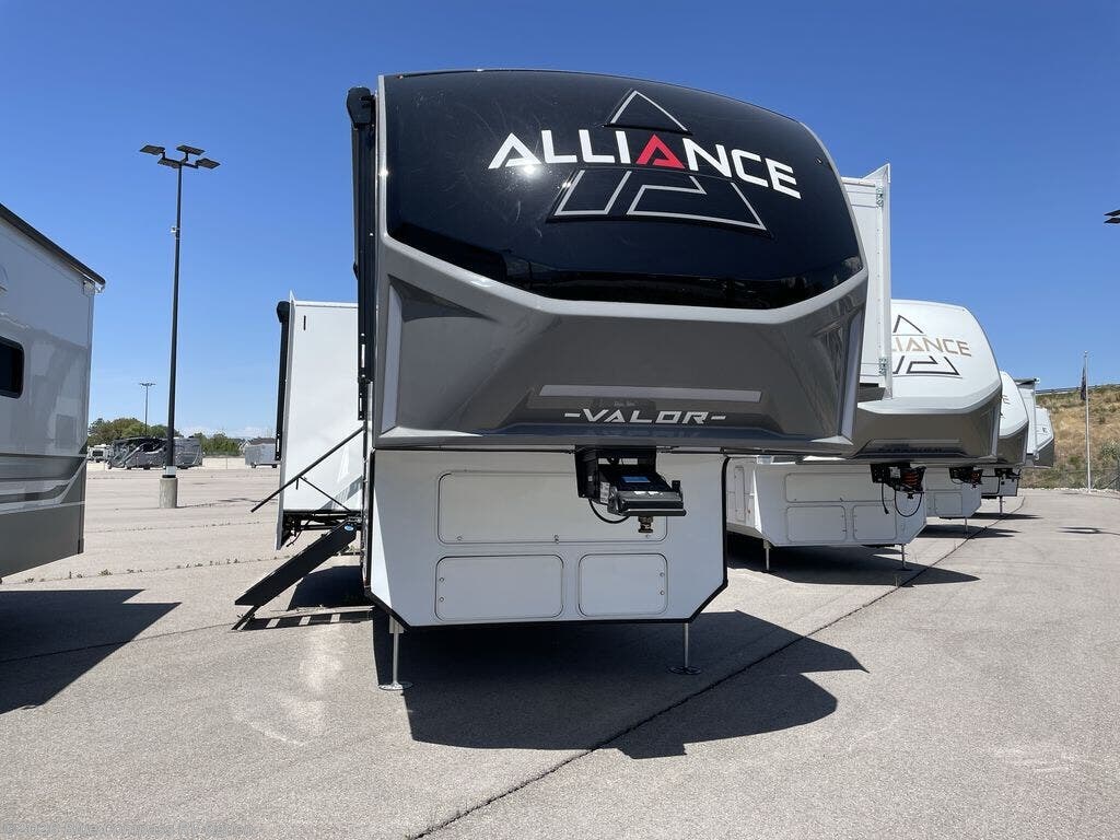 2025 Valor 44V14 by Alliance RV from Blue Compass RV Ogden in Marriott-Slaterville, Utah