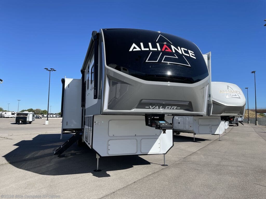 2025 Alliance RV Valor 44V14 - New Fifth Wheel For Sale by Blue Compass RV Ogden in Marriott-Slaterville, Utah features Slideout