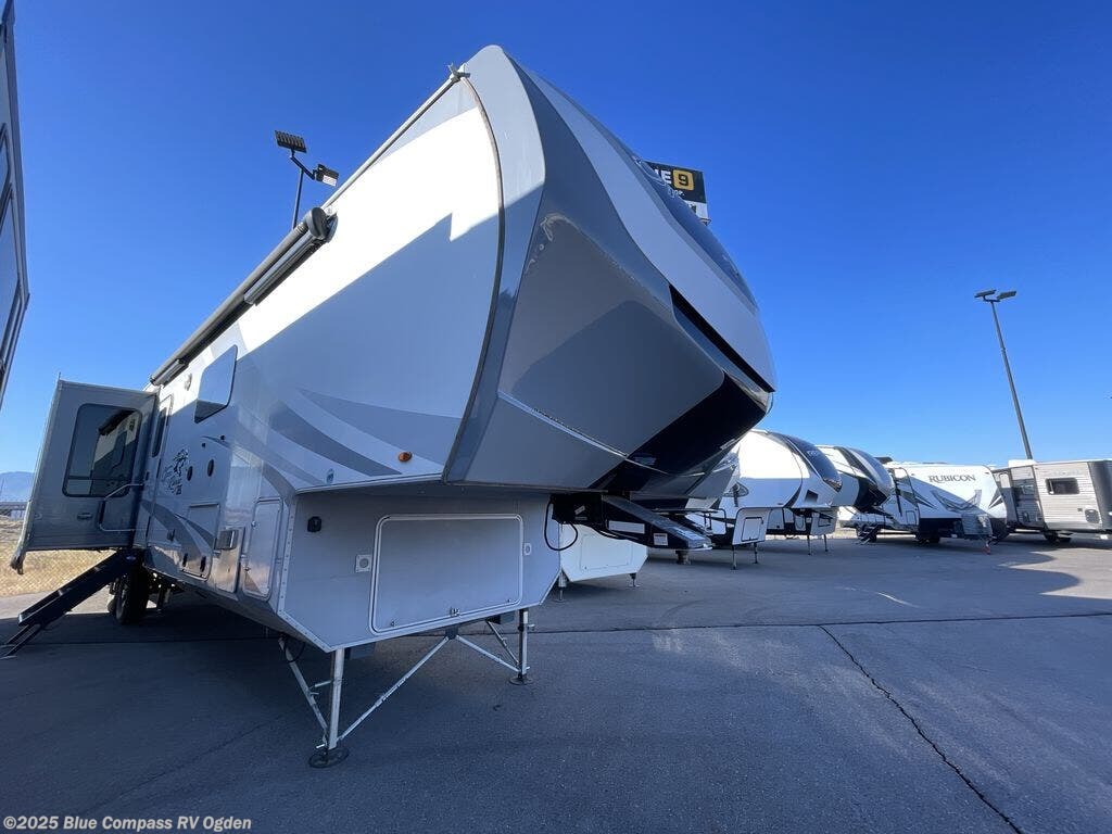 2018 Highland Ridge Open Range 3X 397FBS - Used Fifth Wheel For Sale by Blue Compass RV Ogden in Marriott-Slaterville, Utah