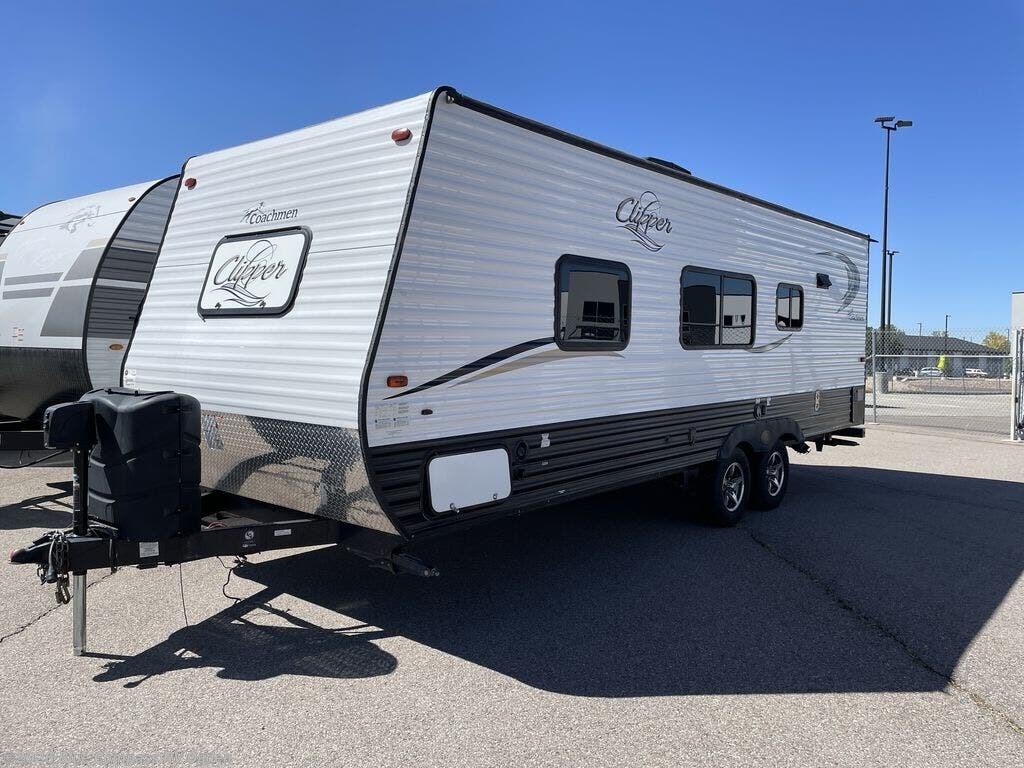 Used 2017 Coachmen Clipper Ultra-Lite 21fq Clipper available in Marriott-Slaterville, Utah