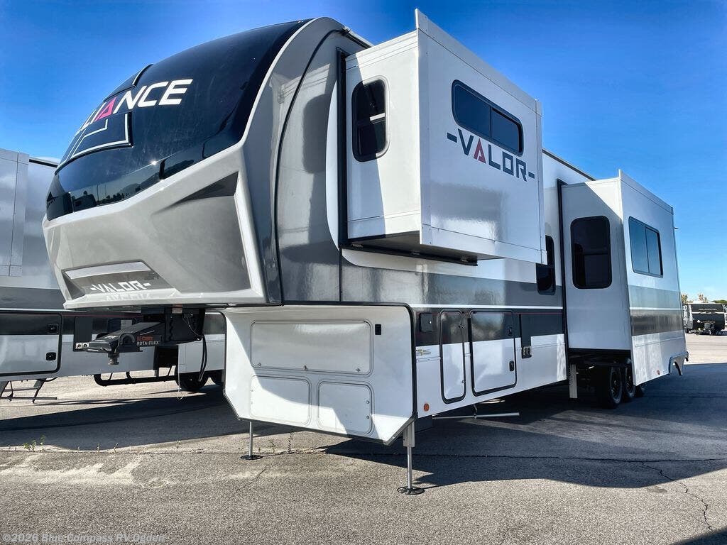 New 2025 Alliance RV Valor 40V13 available in Marriott-Slaterville, Utah