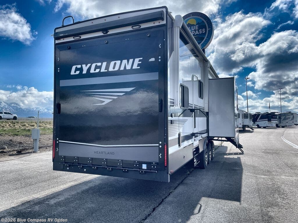 2026 Cyclone 3913 by Heartland from Blue Compass RV Ogden in Marriott-Slaterville, Utah