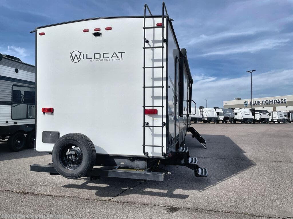 2022 Wildcat 276FKX by Forest River from Blue Compass RV Ogden in Marriott-Slaterville, Utah
