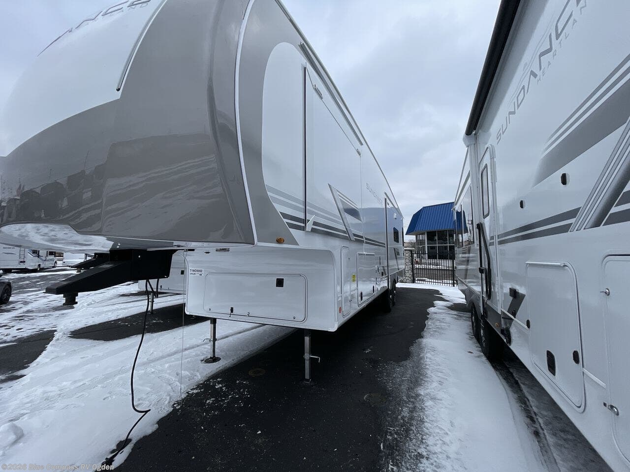 2026 Sundance 32RLBS by Heartland from Blue Compass RV Ogden in Marriott-Slaterville, Utah