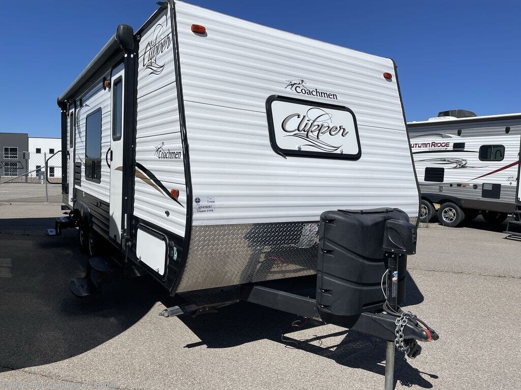 2017 Coachmen Clipper 21FQ - Used Travel Trailer For Sale by Blue Compass RV Ogden in Marriott-Slaterville, Utah
