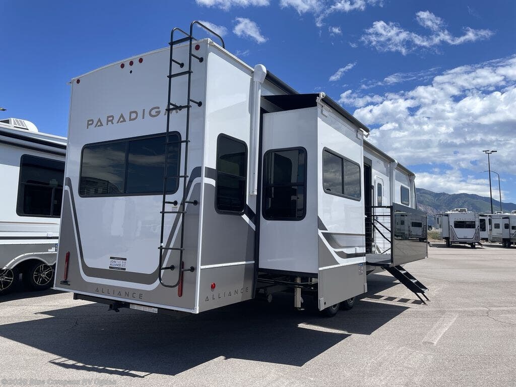 2026 Paradigm 388SP by Alliance RV from Blue Compass RV Ogden in Marriott-Slaterville, Utah