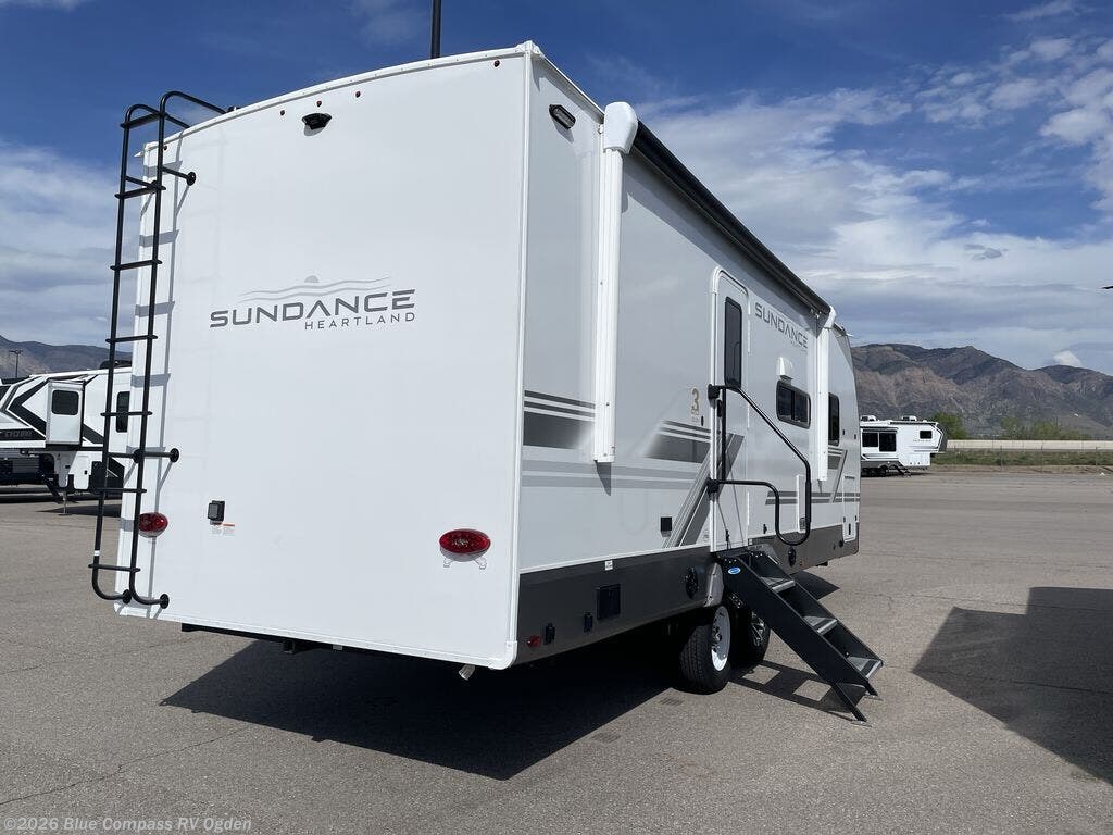2026 Heartland Sundance Ultra-Lite 27RBSS - New Travel Trailer For Sale by Blue Compass RV Ogden in Marriott-Slaterville, Utah