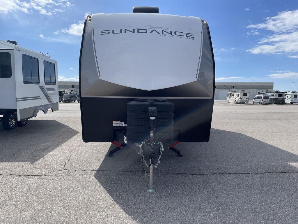 2026 Sundance Ultra-Lite 27RBSS by Heartland from Blue Compass RV Ogden in Marriott-Slaterville, Utah