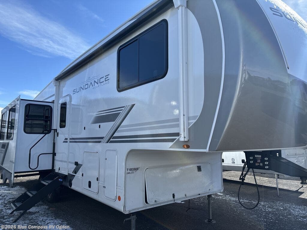 2026 Sundance 29RLCS by Heartland from Blue Compass RV Ogden in Marriott-Slaterville, Utah