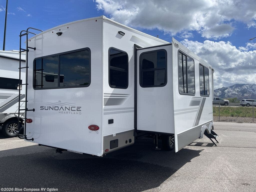 2026 Sundance 29RLCS by Heartland from Blue Compass RV Ogden in Marriott-Slaterville, Utah