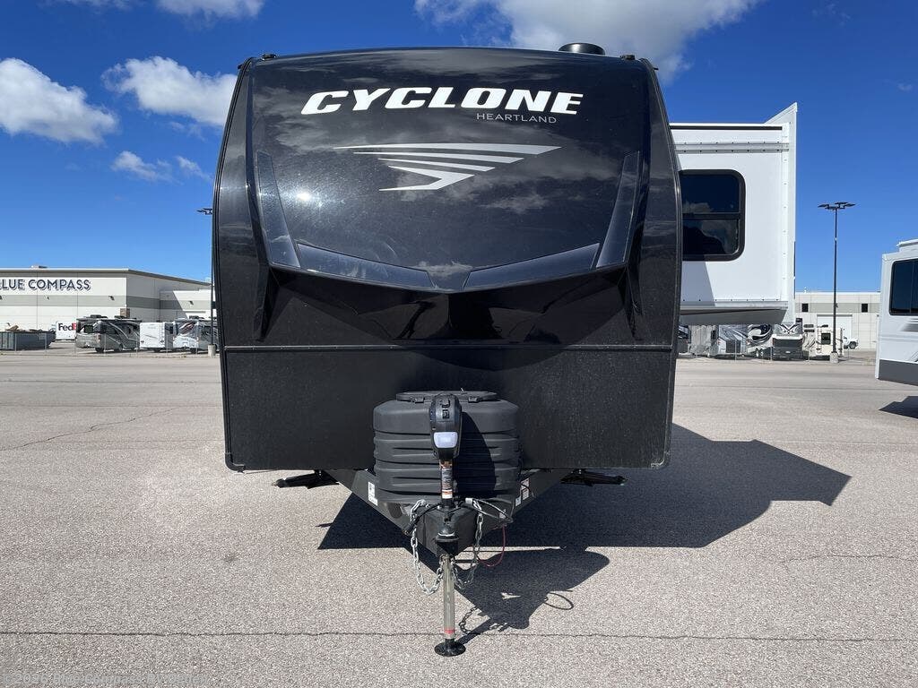 2026 Cyclone 2214 by Heartland from Blue Compass RV Ogden in Marriott-Slaterville, Utah