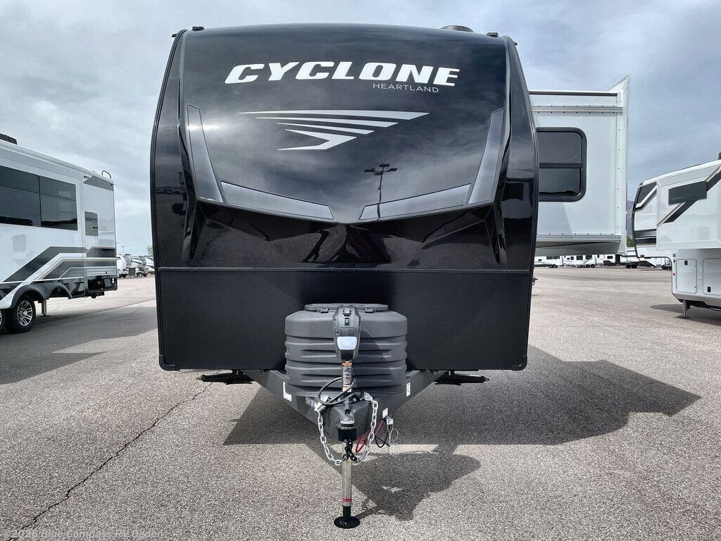 2026 Cyclone 2214 by Heartland from Blue Compass RV Ogden in Marriott-Slaterville, Utah