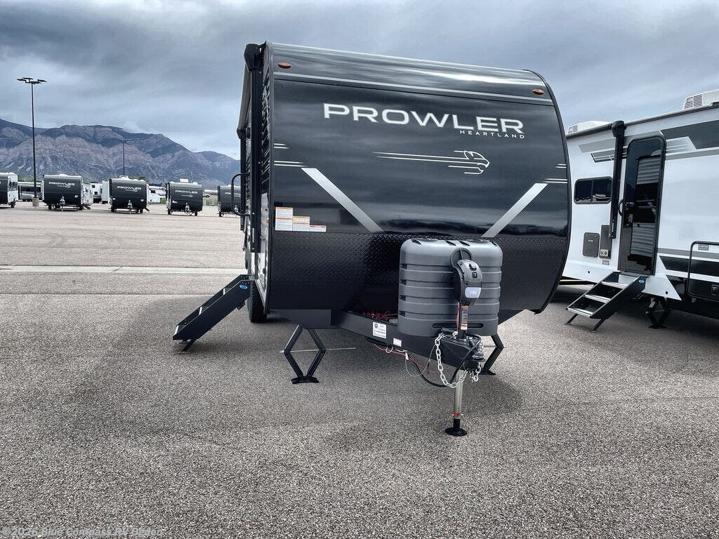 2026 Prowler 2000MB by Heartland from Blue Compass RV Ogden in Marriott-Slaterville, Utah