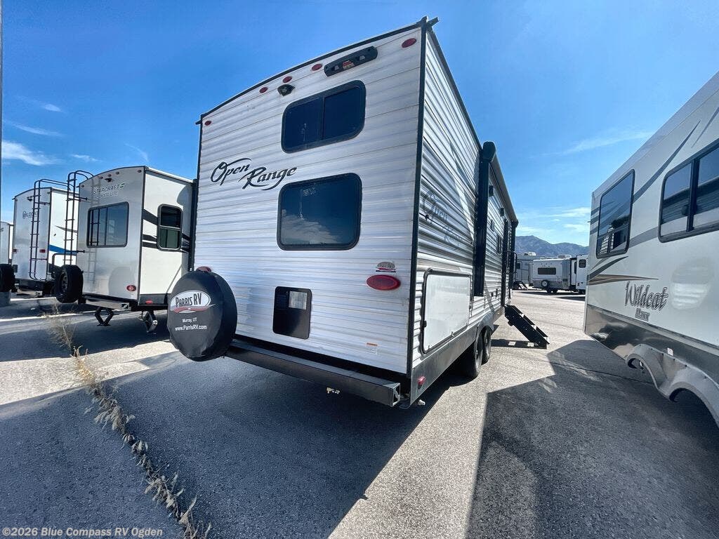 2023 Highland Ridge Open Range Conventional 26BHSE - Used Travel Trailer For Sale by Blue Compass RV Ogden in Marriott-Slaterville, Utah
