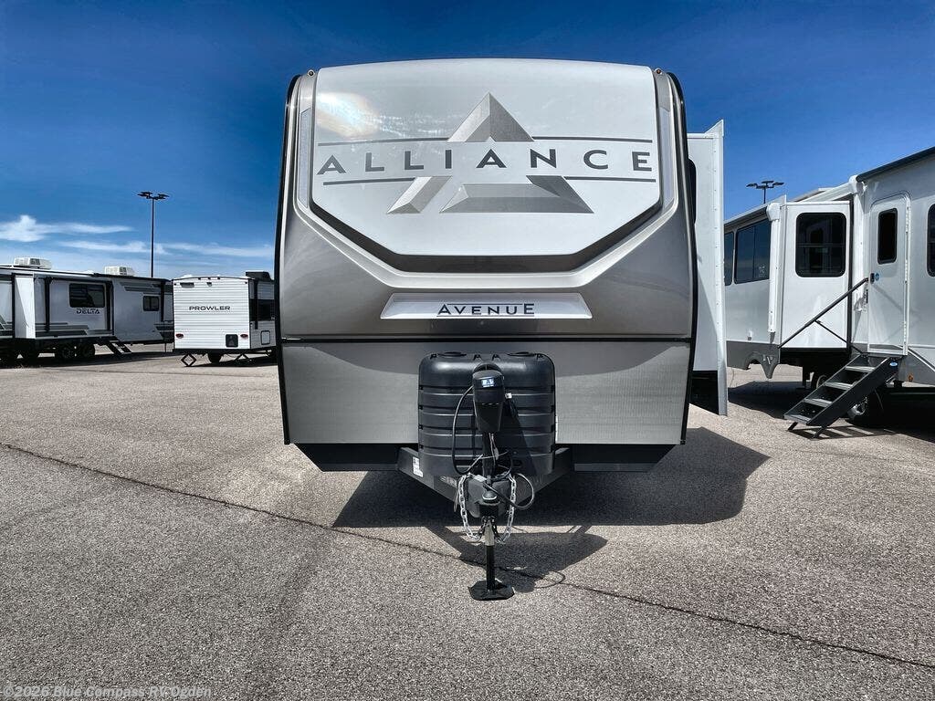 2026 Avenue 332RL by Alliance RV from Blue Compass RV Ogden in Marriott-Slaterville, Utah