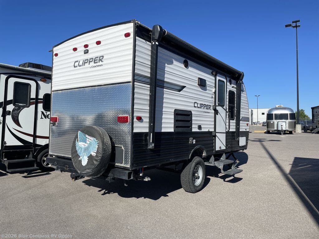 2020 Clipper Ultra-Lite 17FQS by Coachmen from Blue Compass RV Ogden in Marriott-Slaterville, Utah