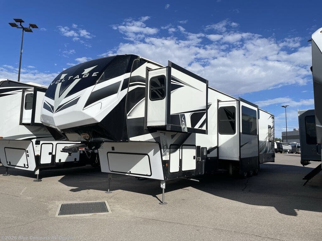 Used 2022 Dutchmen Voltage 4245 available in Marriott-Slaterville, Utah