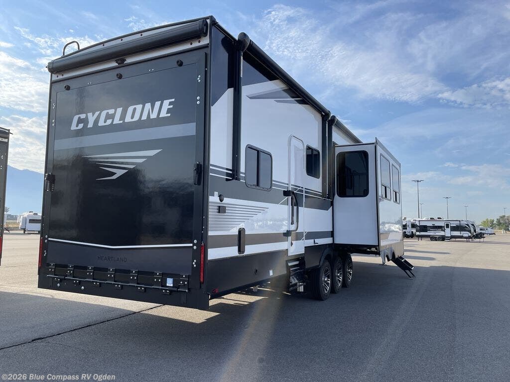2027 Cyclone 3914 by Heartland from Blue Compass RV Ogden in Marriott-Slaterville, Utah