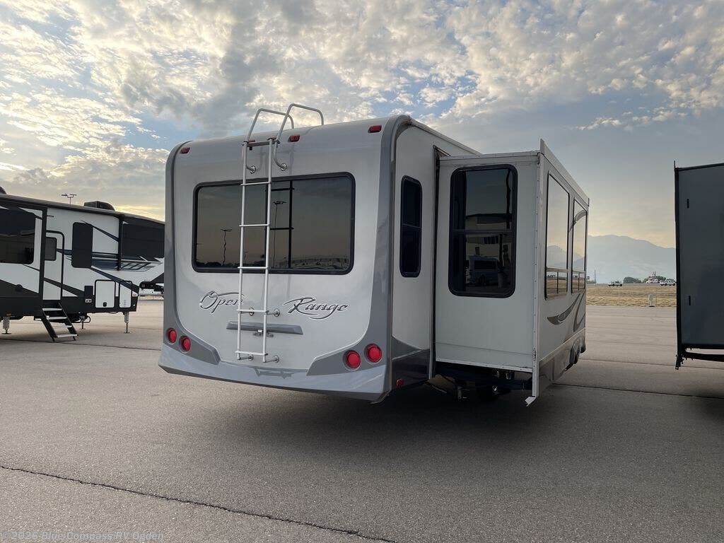 2011 Highland Ridge Open Range 391RES - Used Travel Trailer For Sale by Blue Compass RV Ogden in Marriott-Slaterville, Utah