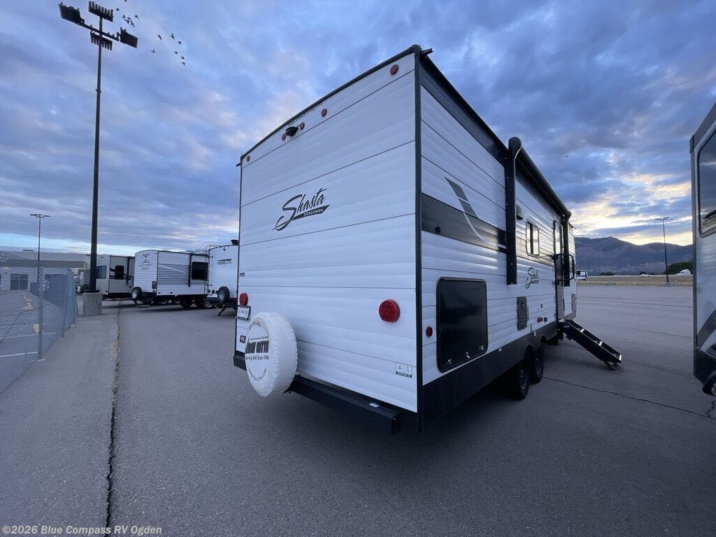 2026 Forest River SHASTA 526RBS - Used Travel Trailer For Sale by Blue Compass RV Ogden in Marriott-Slaterville, Utah