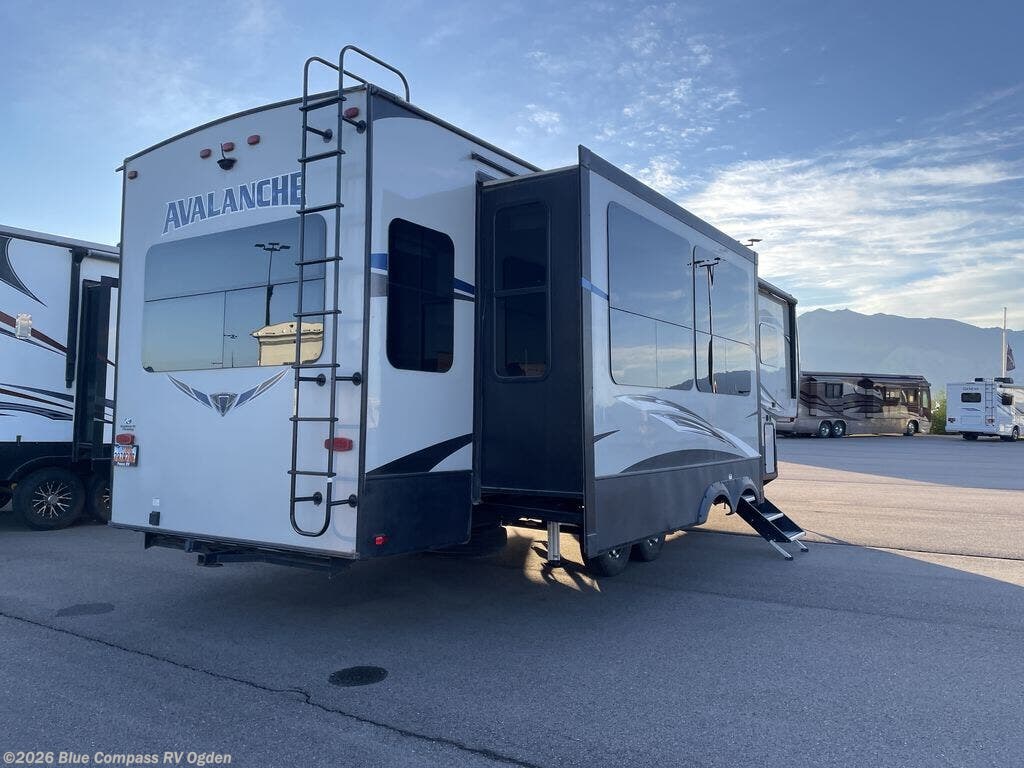 2020 Avalanche AV 320 RS by Keystone from Blue Compass RV Ogden in Marriott-Slaterville, Utah