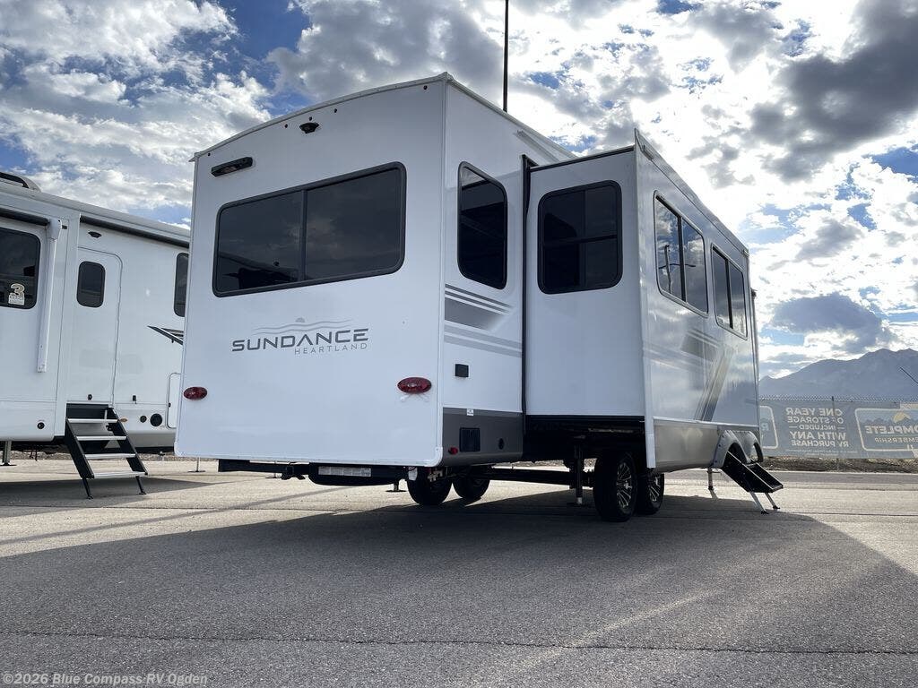 2027 Sundance 31RL by Heartland from Blue Compass RV Ogden in Marriott-Slaterville, Utah