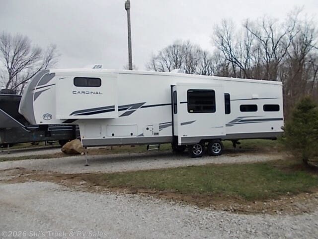 2025 Cardinal 33CHEF by Forest River from Ski's Truck & RV Sales in Rockville, Indiana